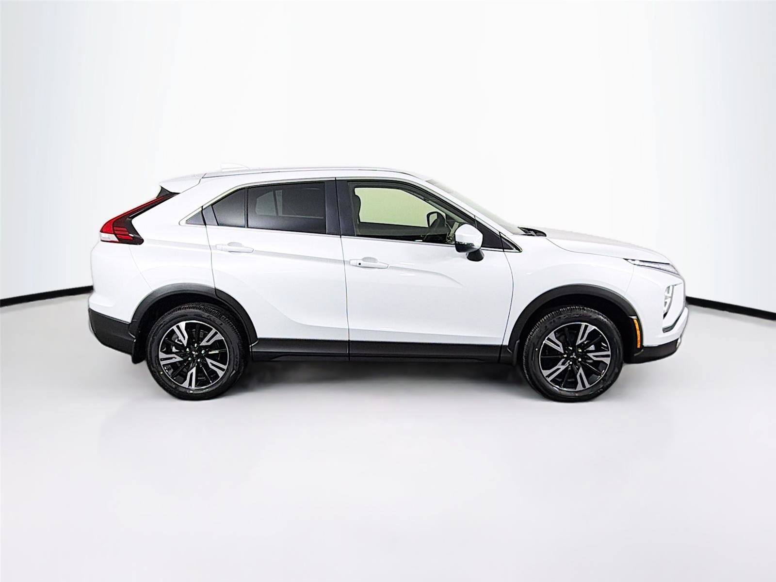 New 2026 Mitsubishi Eclipse Cross SE AWD/4WD image 8