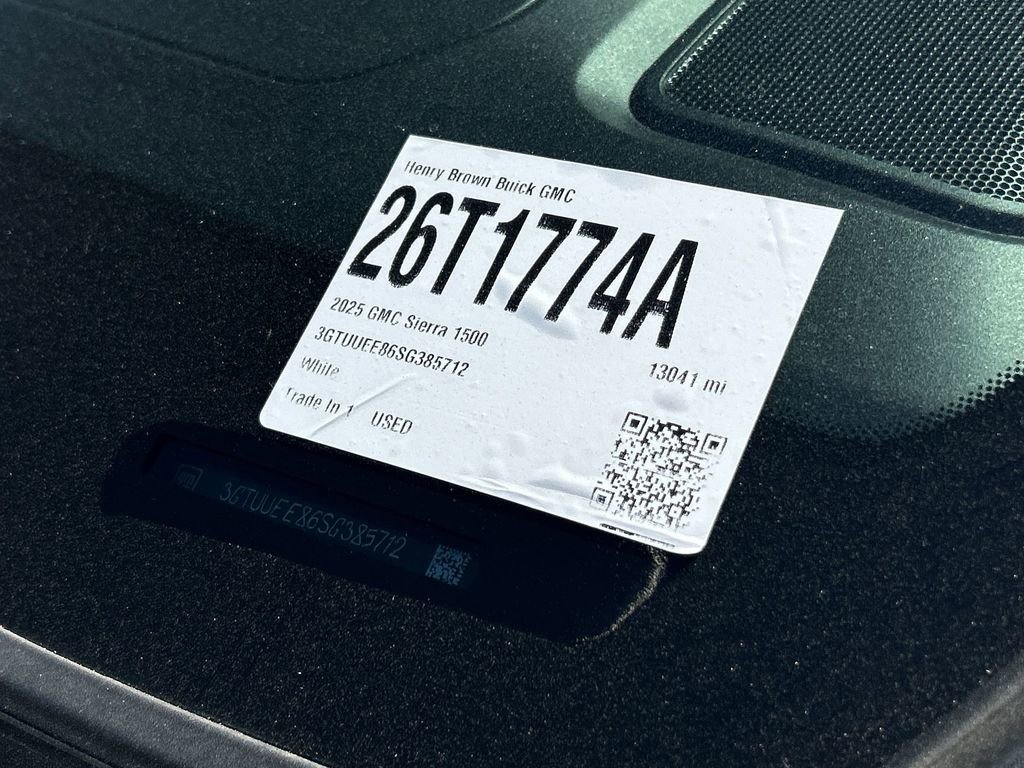 Used 2025 GMC Sierra 1500 AT4 w/ Technology Package AWD/4WD image 33