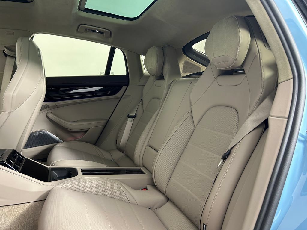 Certified 2026 Porsche Panamera GTS AWD/4WD image 27