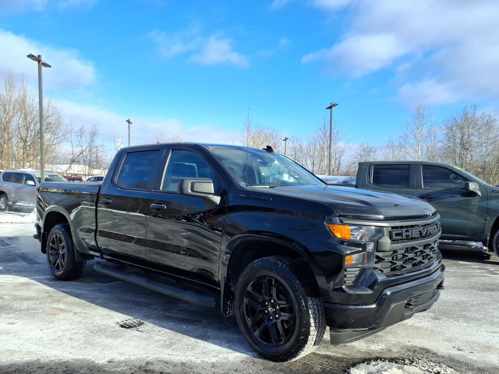 Used 2023 Chevrolet Silverado 1500 Custom w/ LPO, Dark Essentials Package AWD/4WD image 1