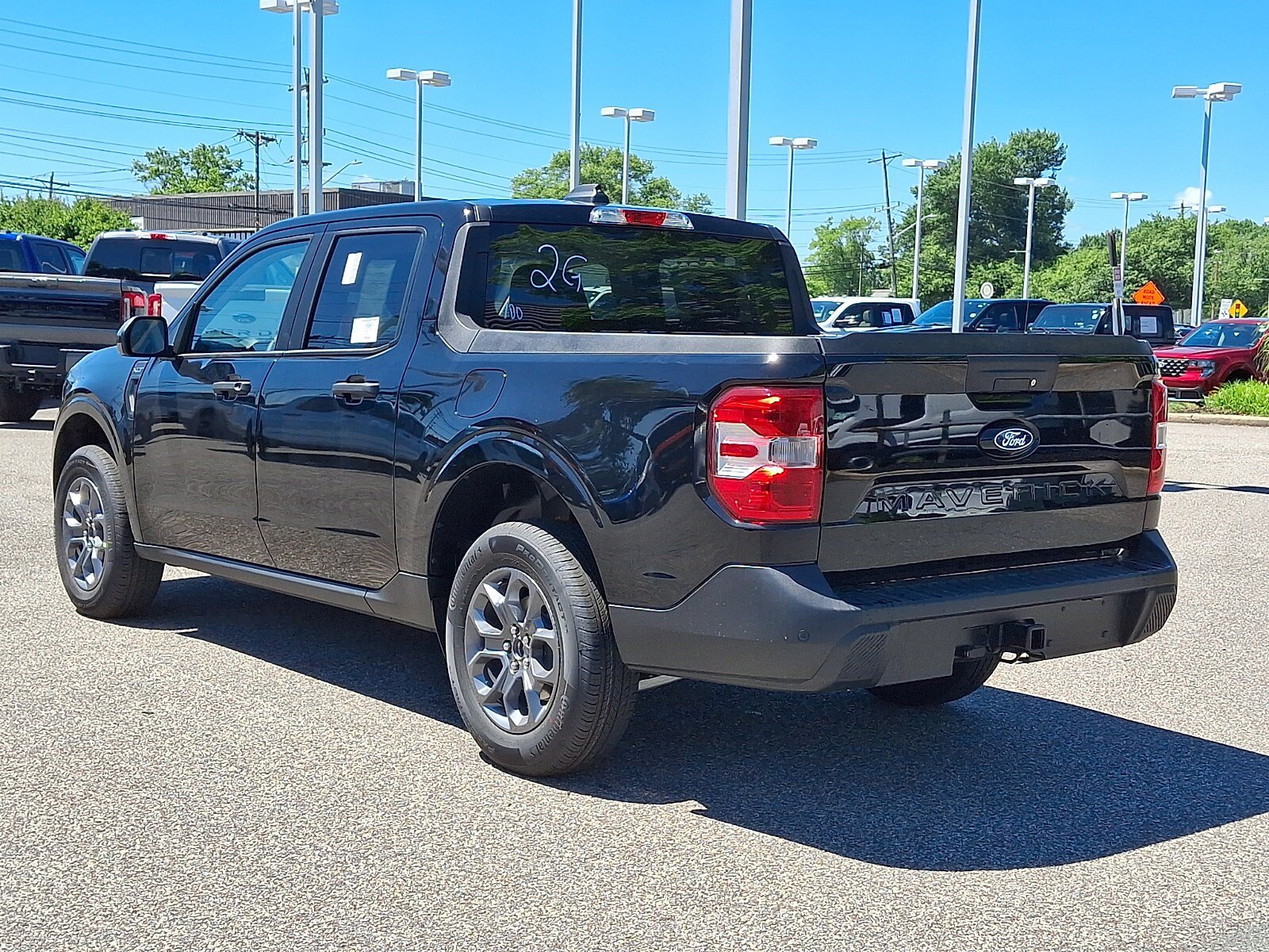 New 2026 Ford Maverick XLT w/ XLT Luxury Package AWD/4WD image 4