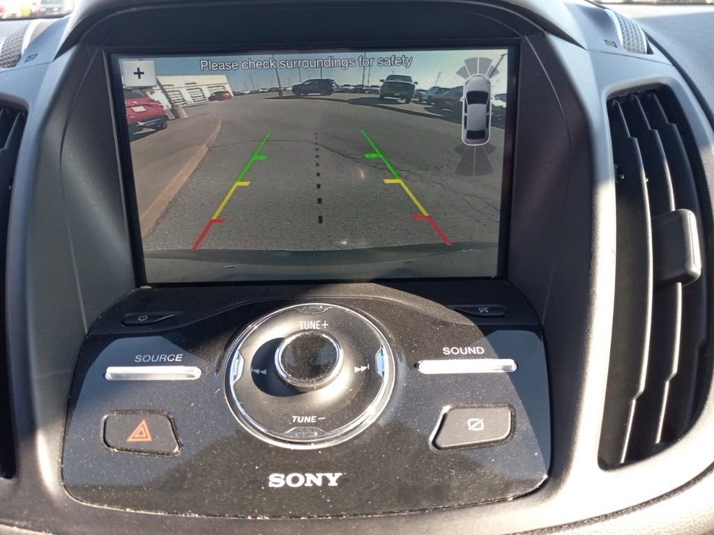 Used 2019 Ford Escape Titanium image 32