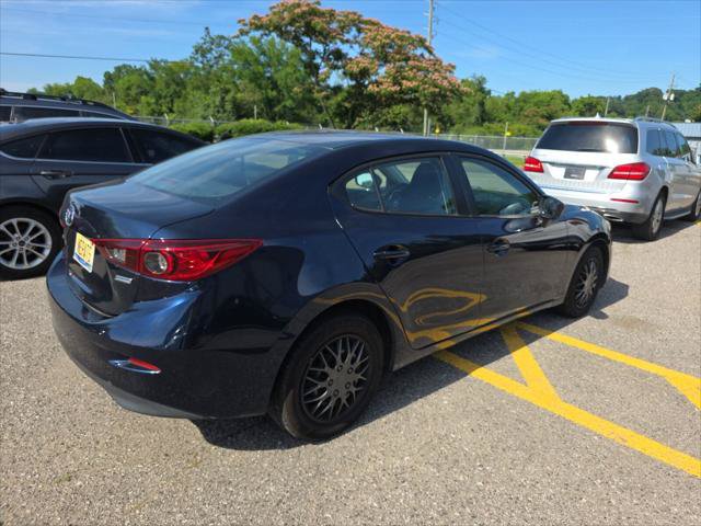 Used 2018 MAZDA MAZDA3 Sport FWD image 6