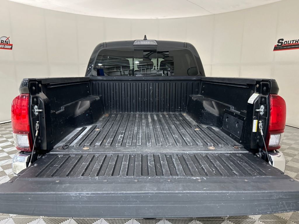 Used 2021 Toyota Tacoma SR5 image 5