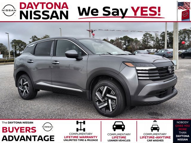 Used 2025 Nissan Kicks SV FWD image 1