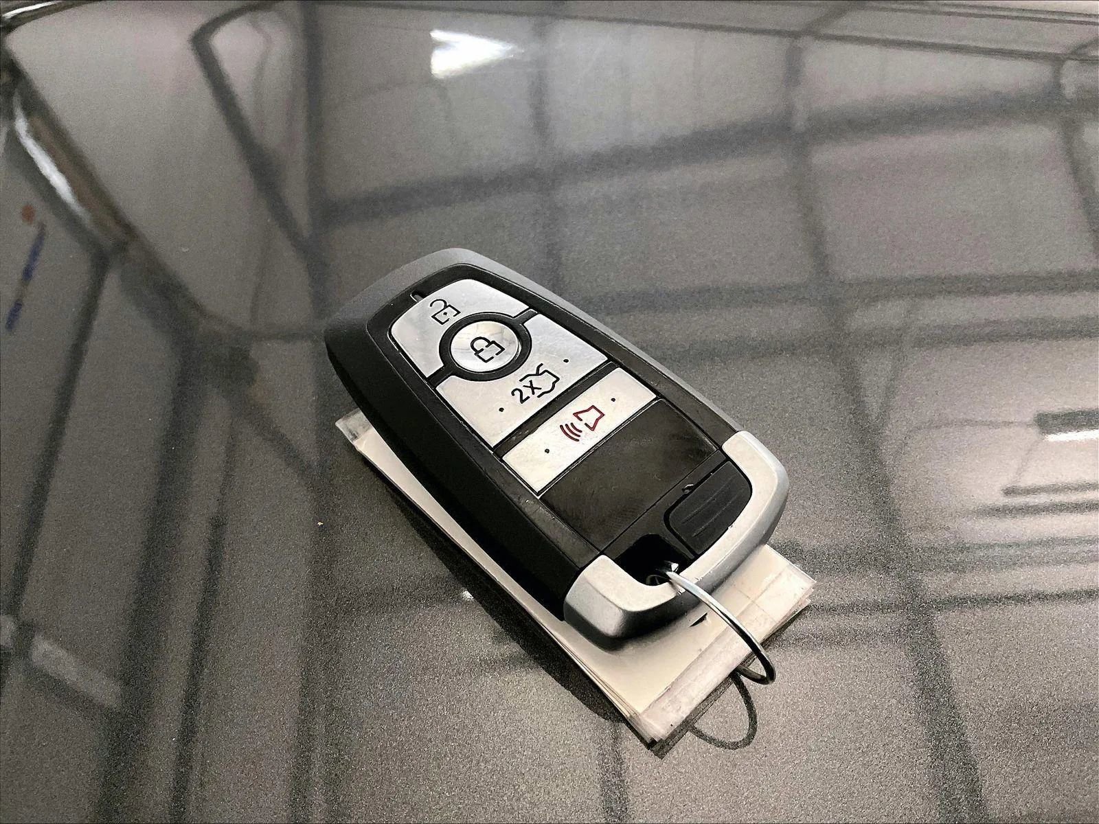 Used 2019 Ford Fusion SE AWD/4WD image 10