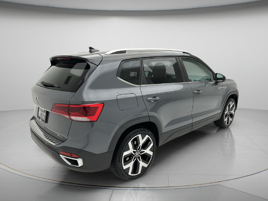 Used 2023 Volkswagen Taos SEL AWD/4WD image 5