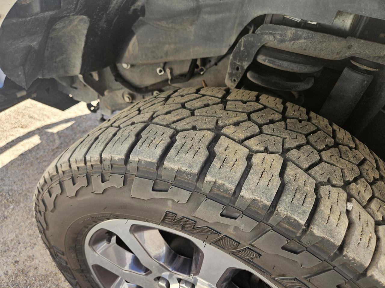 Used 2022 RAM 3500 Limited AWD/4WD image 35