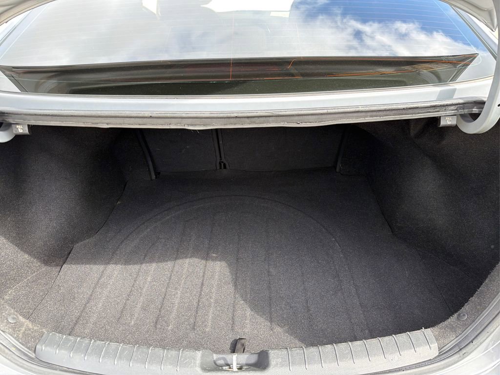 Used 2017 Hyundai Elantra SE w/ SE A/T Tech Package 03 image 13