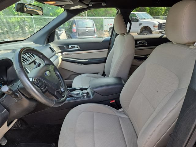 Used 2019 Ford Explorer XLT AWD/4WD image 21