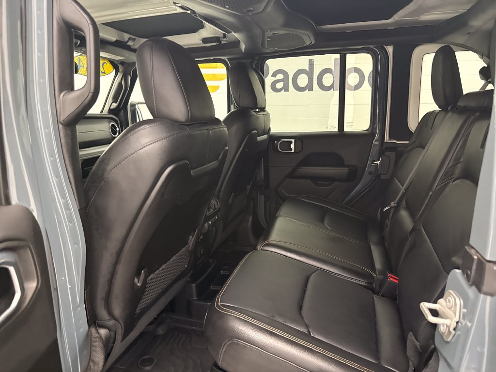 Used 2024 Jeep Wrangler Unlimited Sahara AWD/4WD image 19