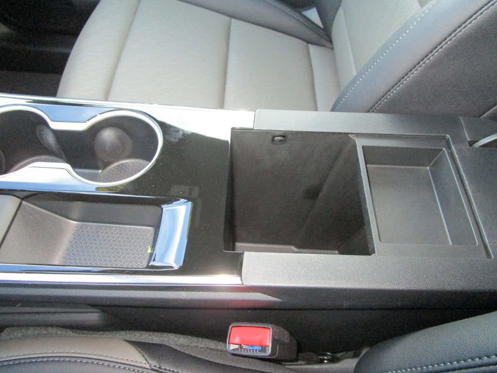 New 2026 Chevrolet Equinox LT w/ Convenience Package II FWD image 38