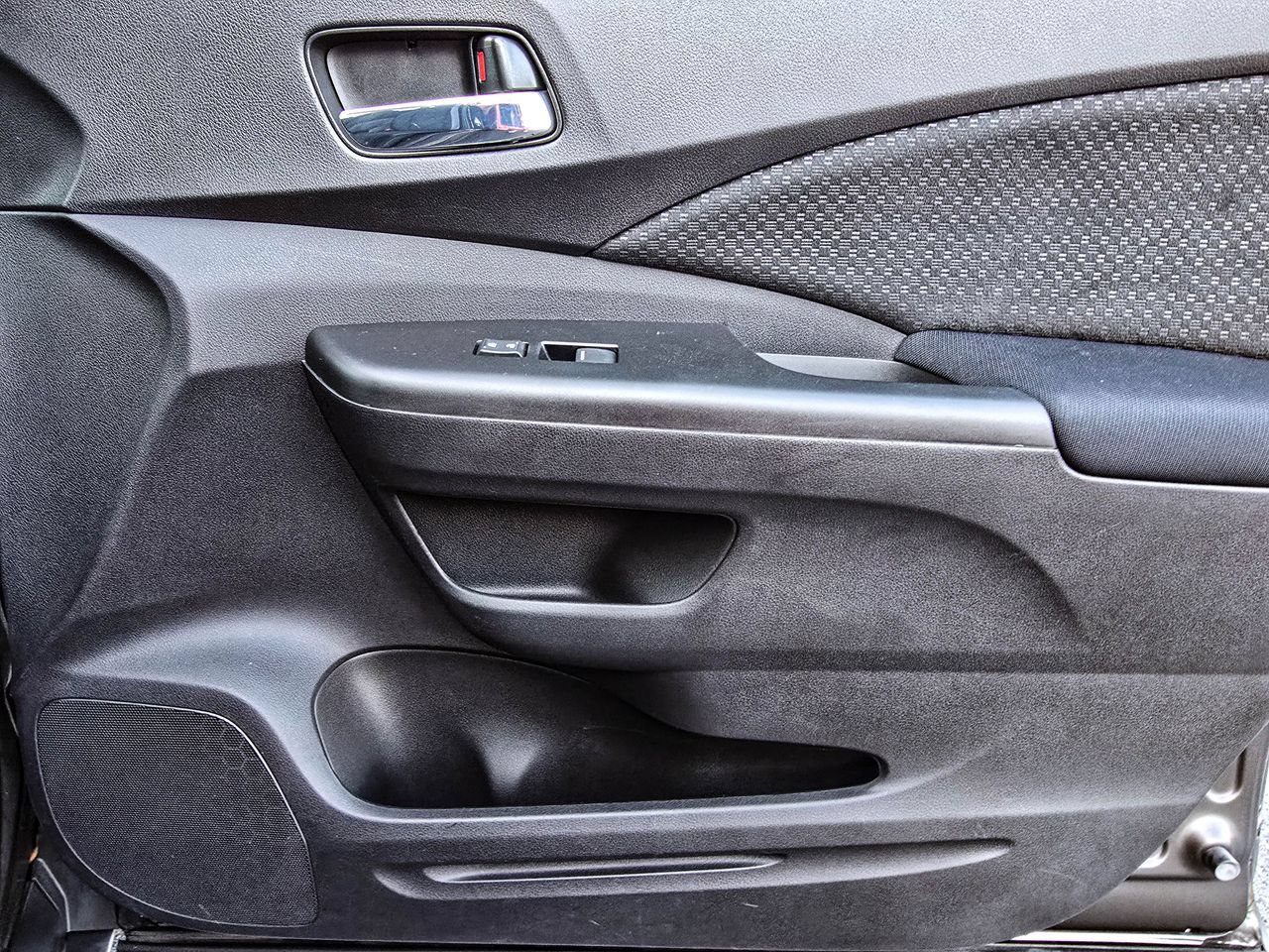 Used 2015 Honda CR-V EX image 42