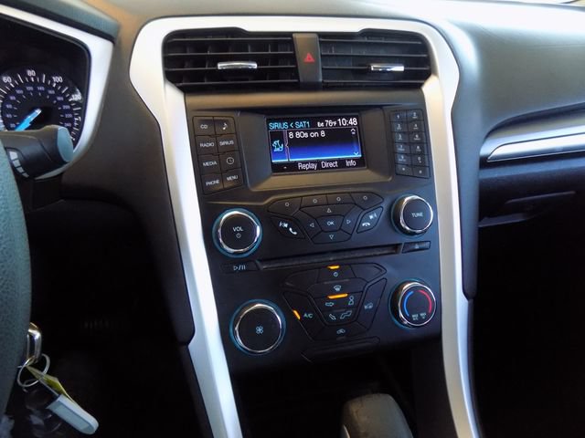 Used 2013 Ford Fusion SE FWD image 19