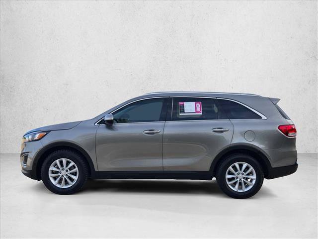 Used 2018 Kia Sorento FWD image 9