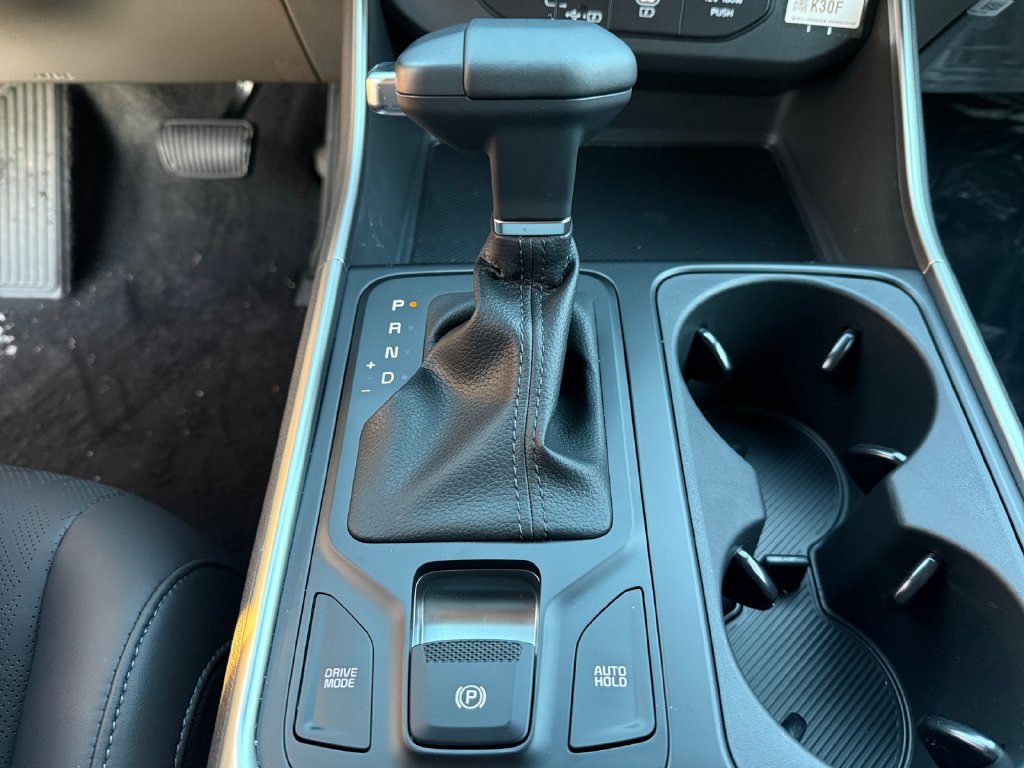 New 2026 Kia Carnival FWD image 19