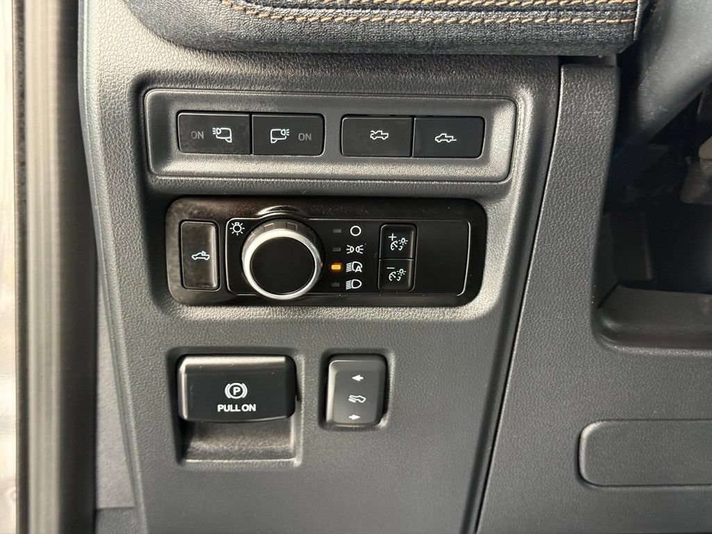 Used 2023 Ford F150 Lightning Lariat AWD/4WD image 36