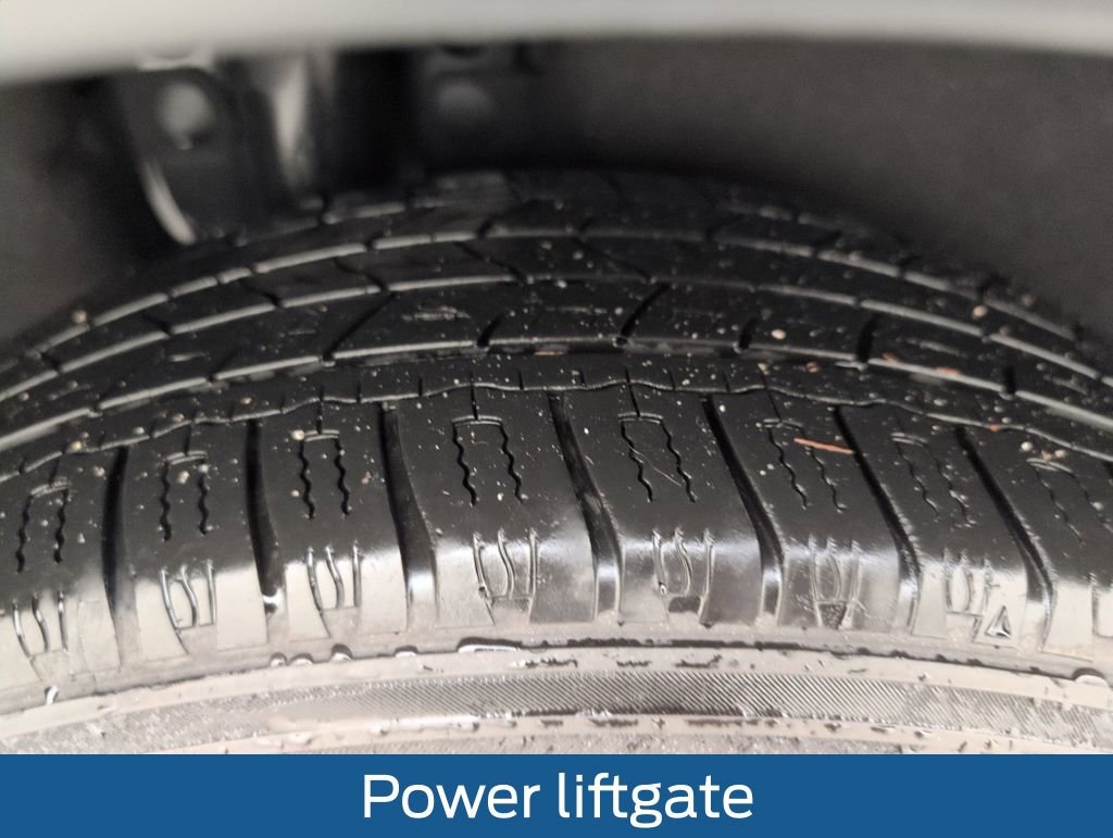 Used 2022 Ford Escape SEL w/ Technology Package image 22