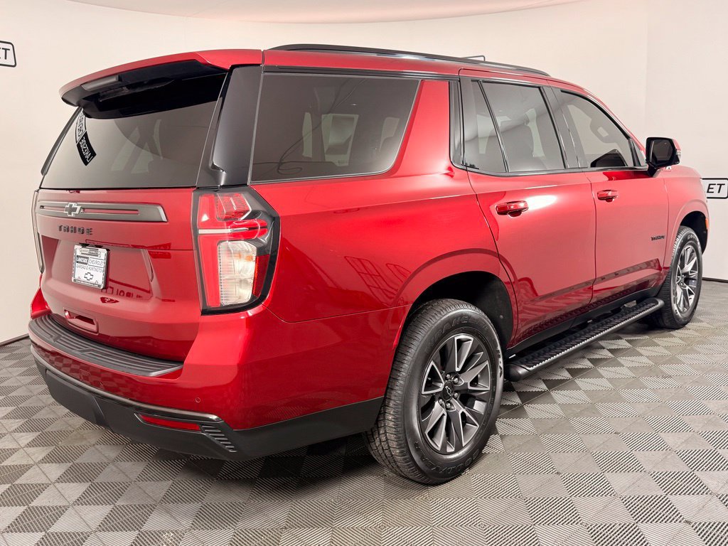 Used 2021 Chevrolet Tahoe Z71 w/ Luxury Package AWD/4WD image 6