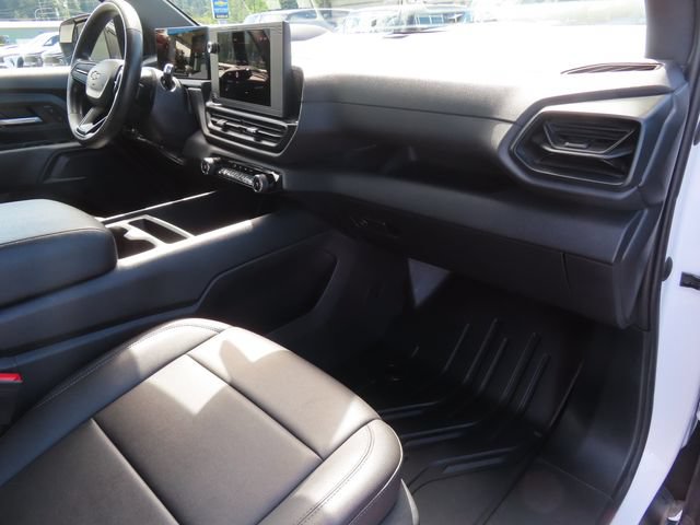 Used 2024 Chevrolet Silverado EV W/T AWD/4WD image 40