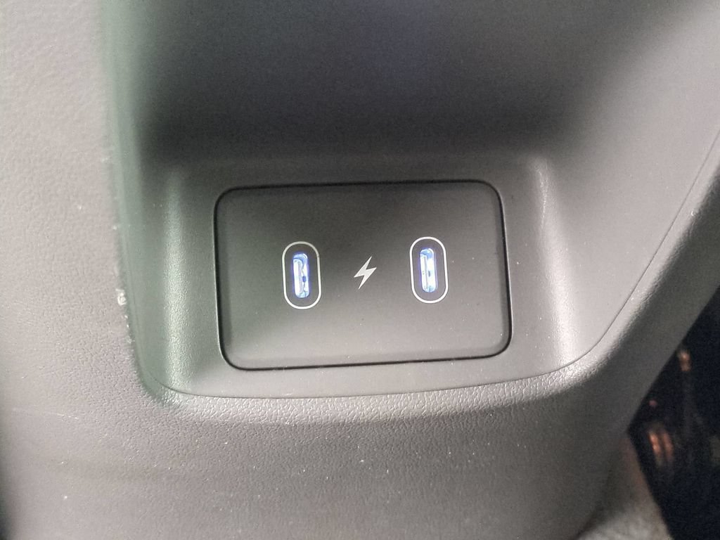 Used 2025 Hyundai Elantra Sport FWD image 15