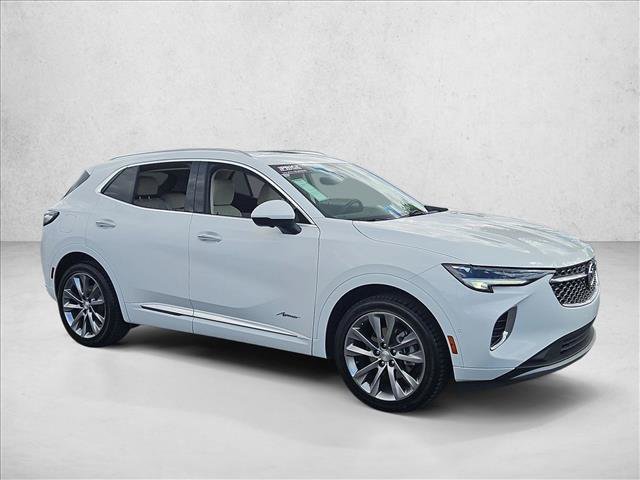Used 2021 Buick Envision Avenir w/ Technology Package II FWD image 3