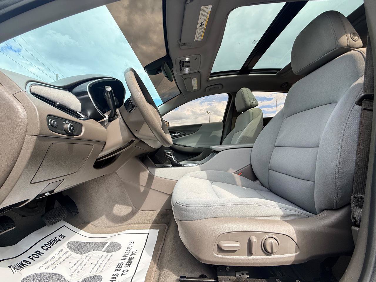 Used 2021 Chevrolet Malibu LT FWD image 10
