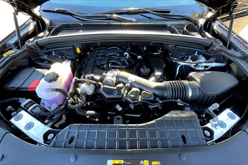 New 2025 Jeep Grand Cherokee L Altitude image 11