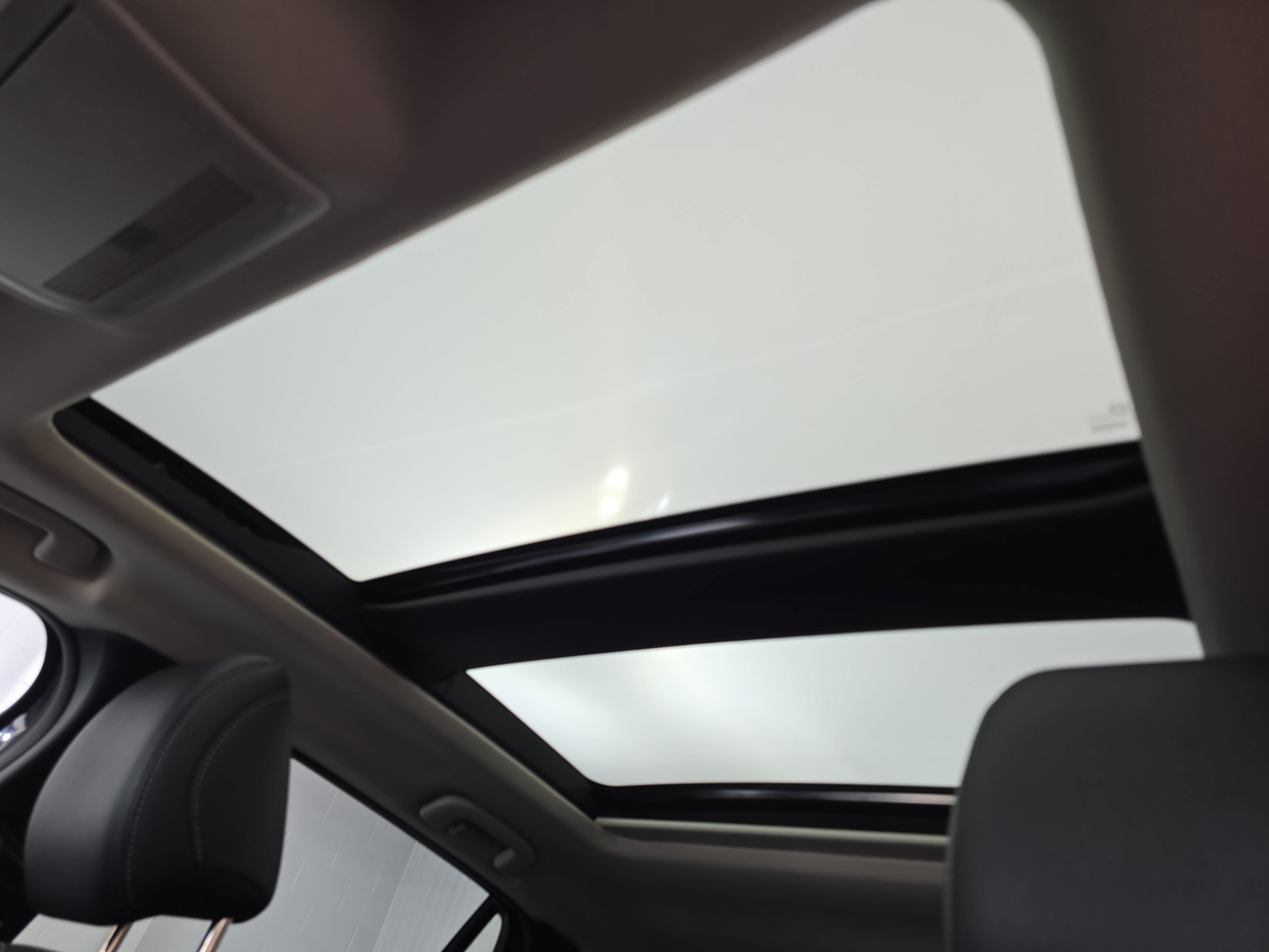 Used 2025 MAZDA CX-50 AWD 2.5 S w/ Premium Package image 30