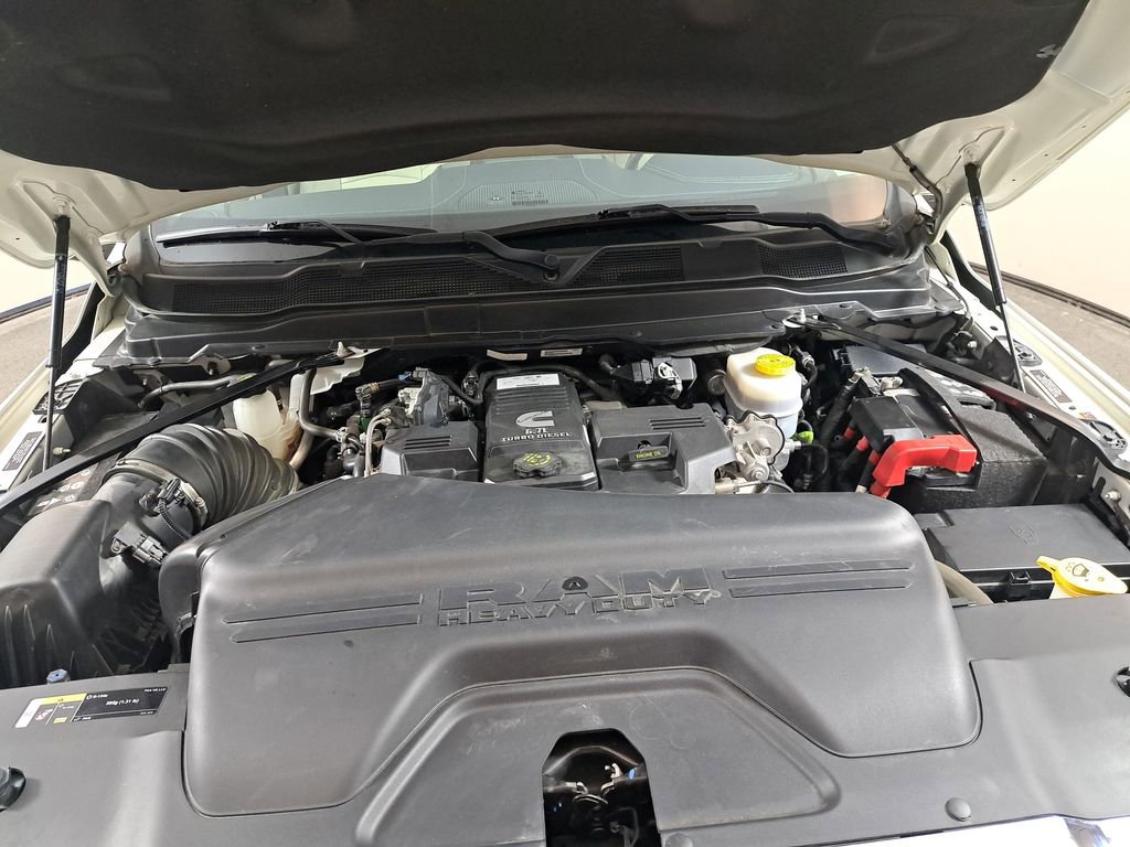 Used 2023 RAM 2500 Limited w/ Towing Technology Group image 11