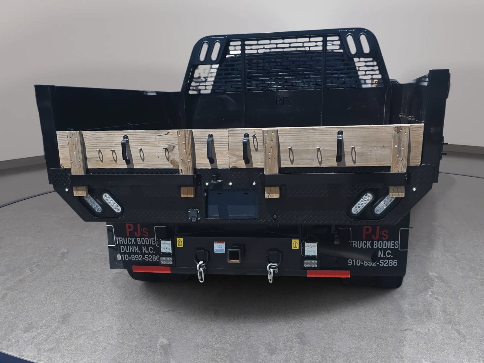 Used 2023 Ford F450 XL AWD/4WD image 6