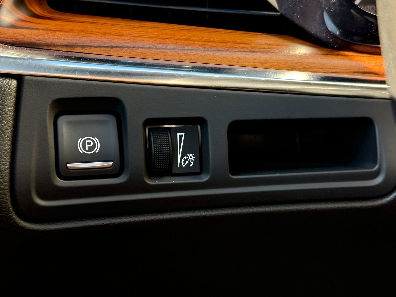 Used 2022 Cadillac XT5 Premium Luxury image 30