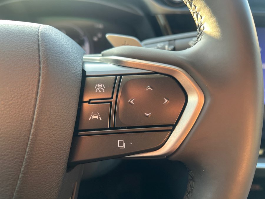 Used 2023 Lexus RZ 450e Premium image 16