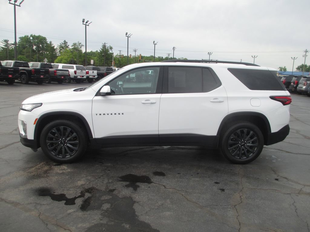 Used 2023 Chevrolet Traverse RS AWD/4WD image 11