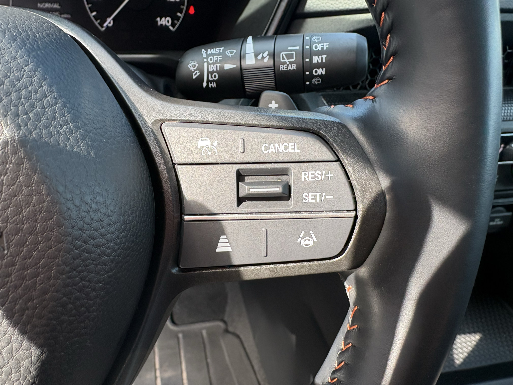 Used 2025 Honda CR-V Sport-L image 12