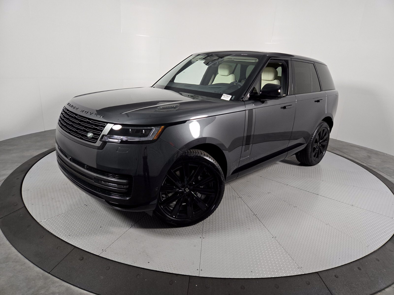 New 2027 Land Rover Range Rover SE