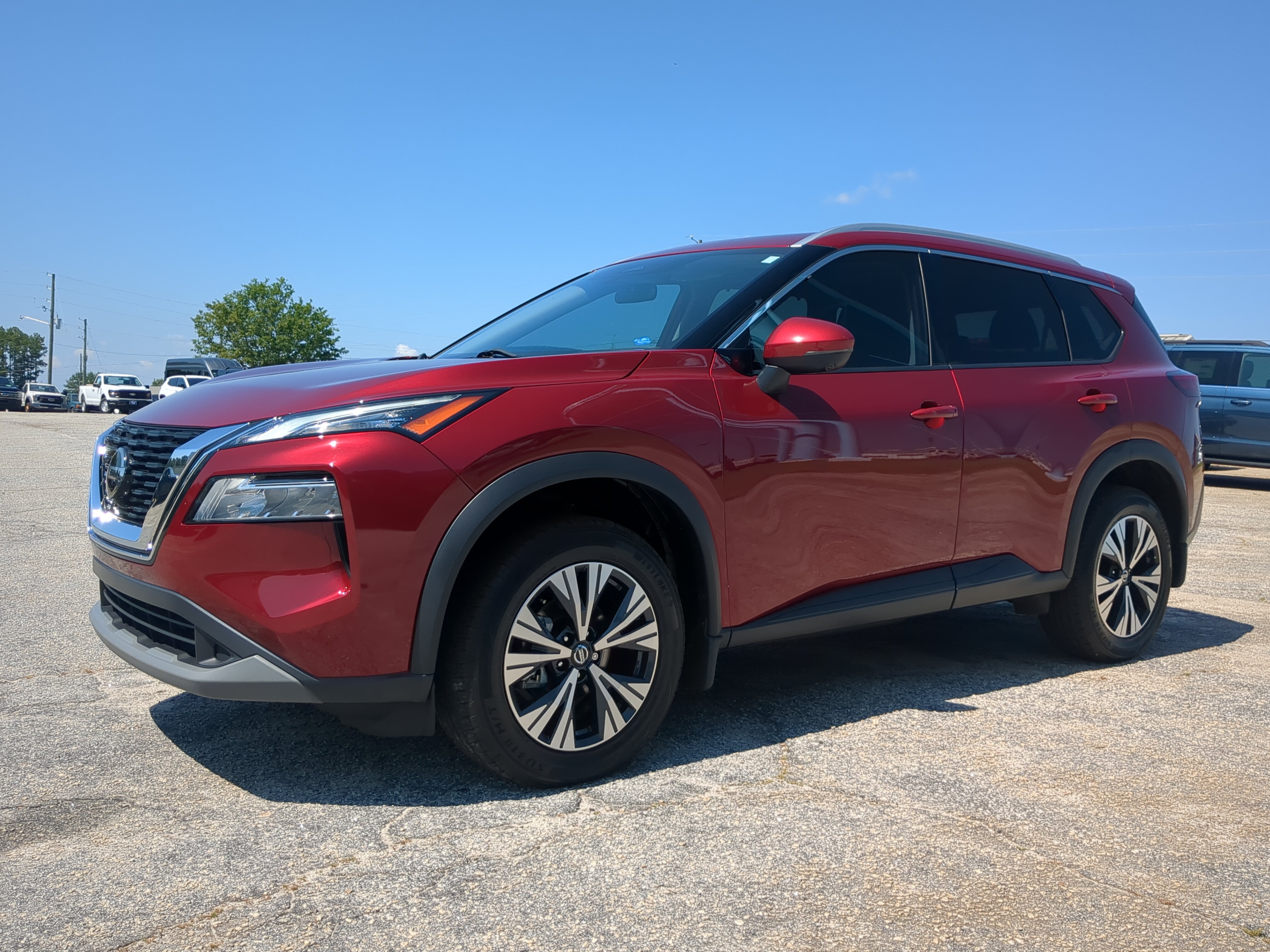 Used 2021 Nissan Rogue SV w/ Premium Package FWD image 6