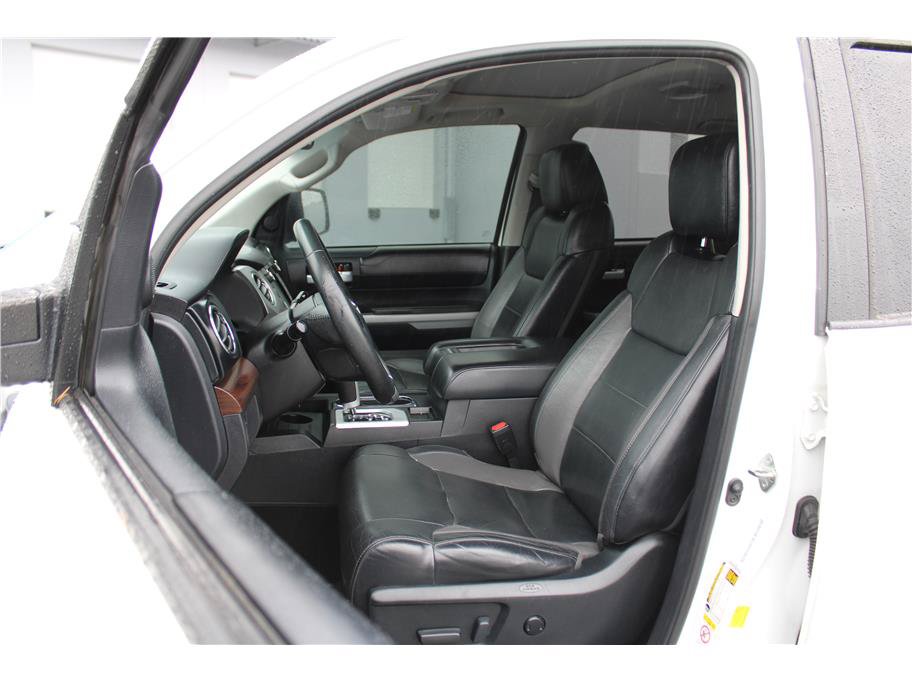 Used 2019 Toyota Tundra Limited w/ Limited Premium Package AWD/4WD image 8