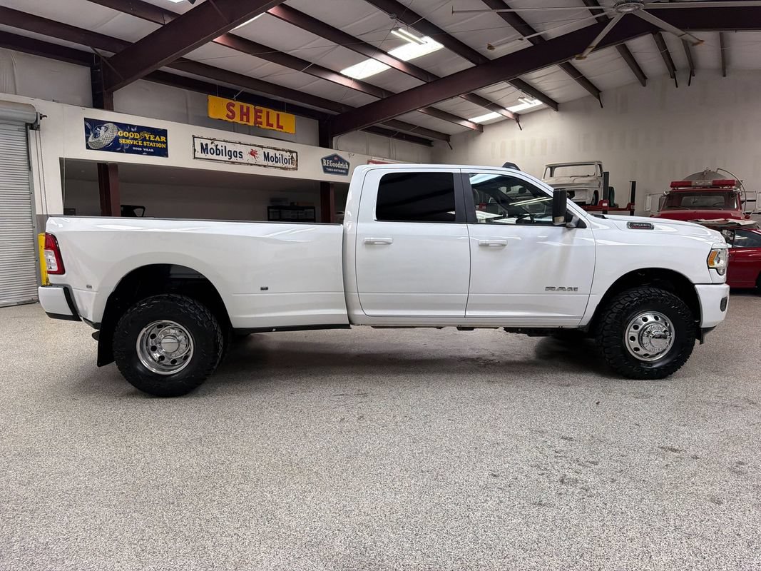 Used 2021 RAM 3500 Big Horn AWD/4WD image 9
