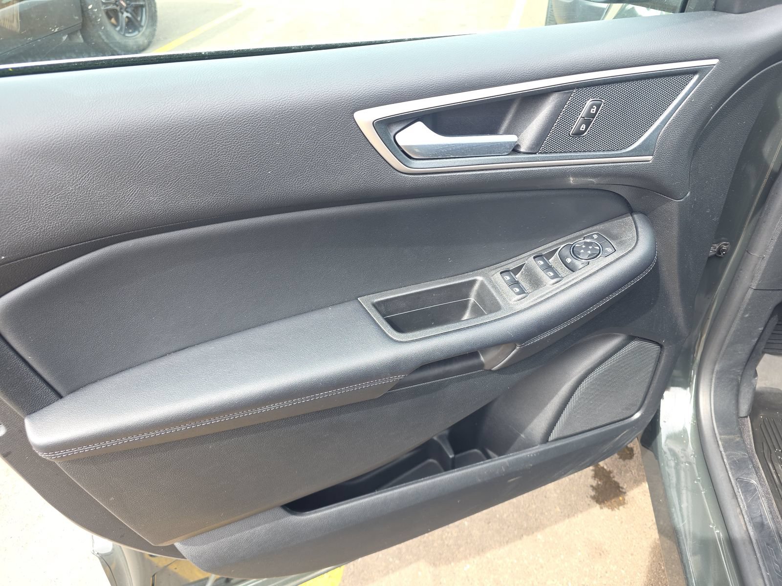 Used 2024 Ford Edge SEL w/ Convenience Package AWD/4WD image 15