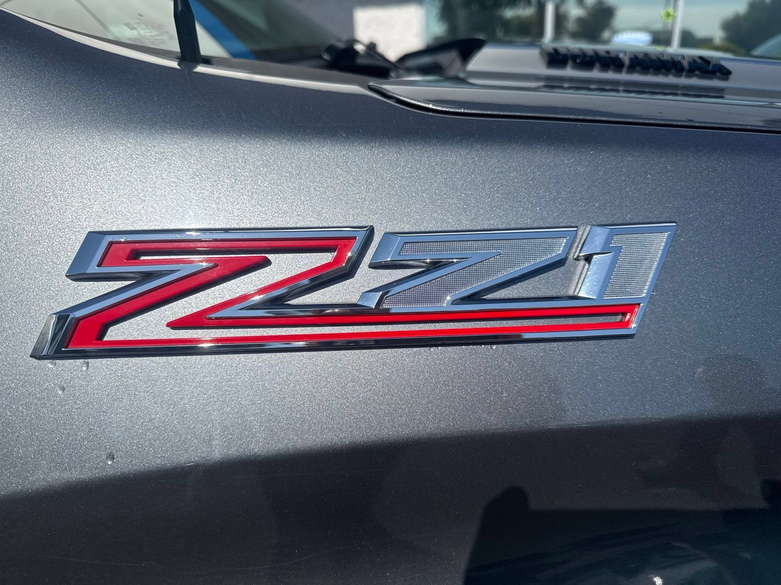 Used 2021 Chevrolet Silverado 1500 LTZ AWD/4WD image 5