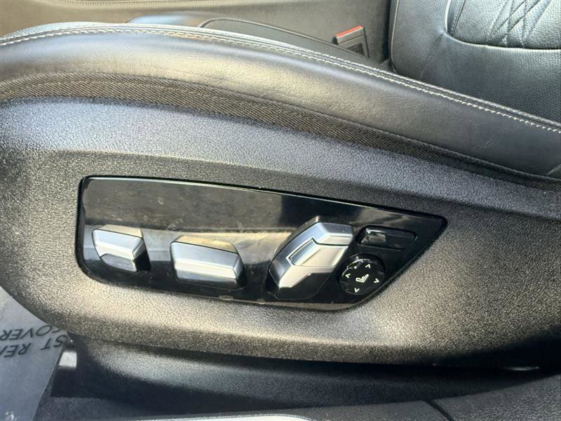 Used 2020 BMW 750i xDrive 750i xDrive AWD w/ Executive Package image 32