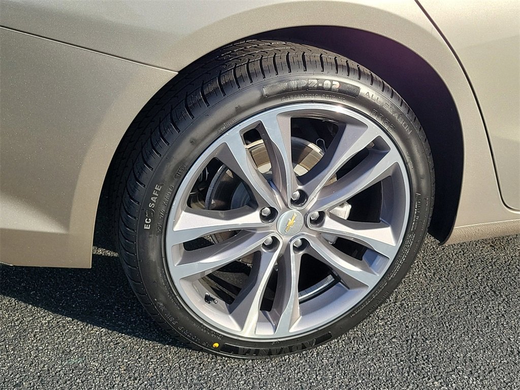 Used 2024 Chevrolet Malibu LT image 27