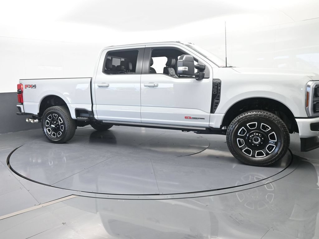 Used 2026 Ford F350 Platinum w/ FX4 Off-Road Package AWD/4WD image 8