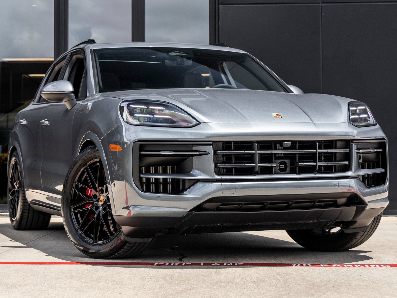 New 2026 Porsche Cayenne S AWD/4WD image 6