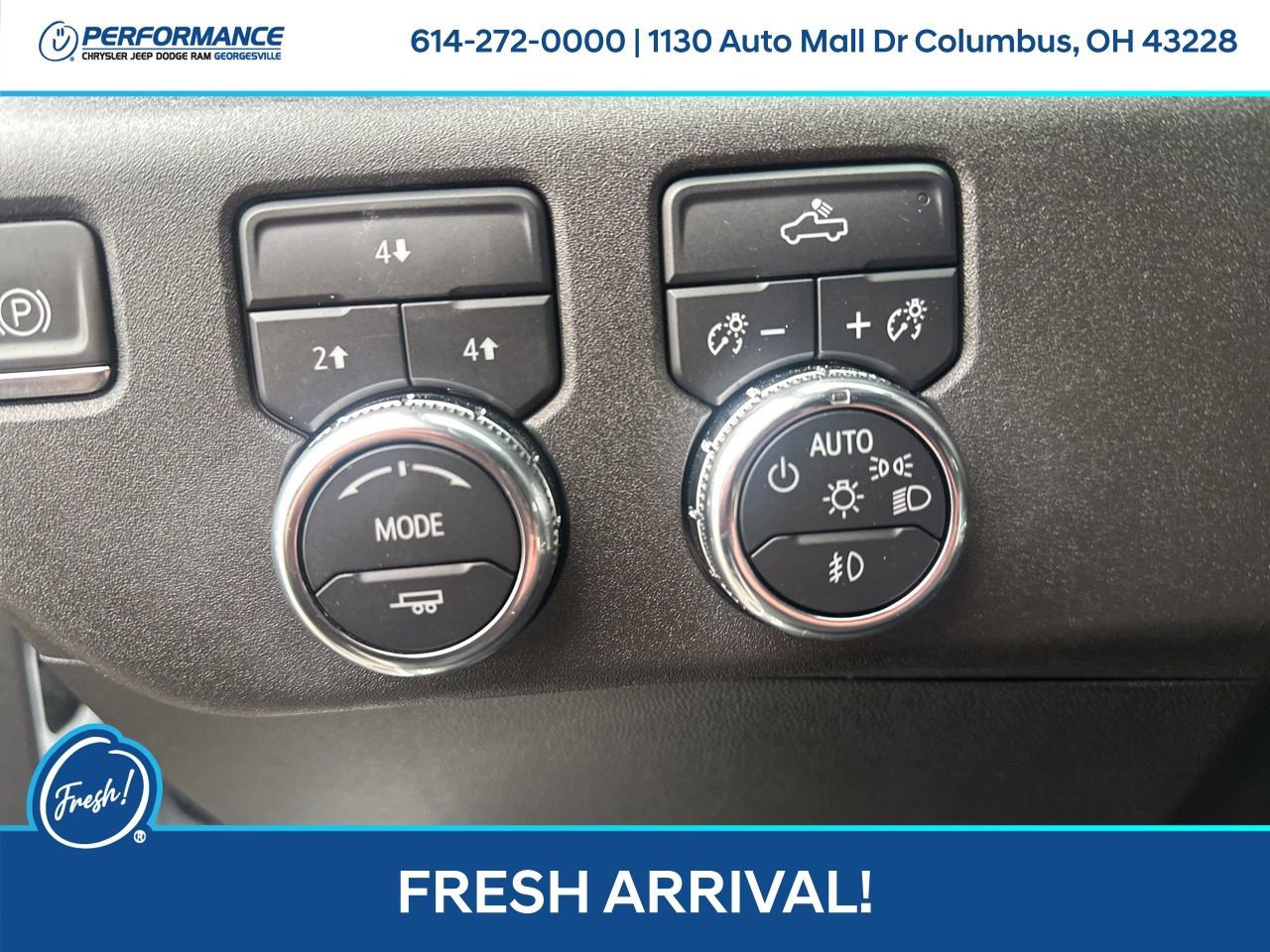 Used 2024 GMC Sierra 2500 SLE w/ SLE Convenience Package image 14