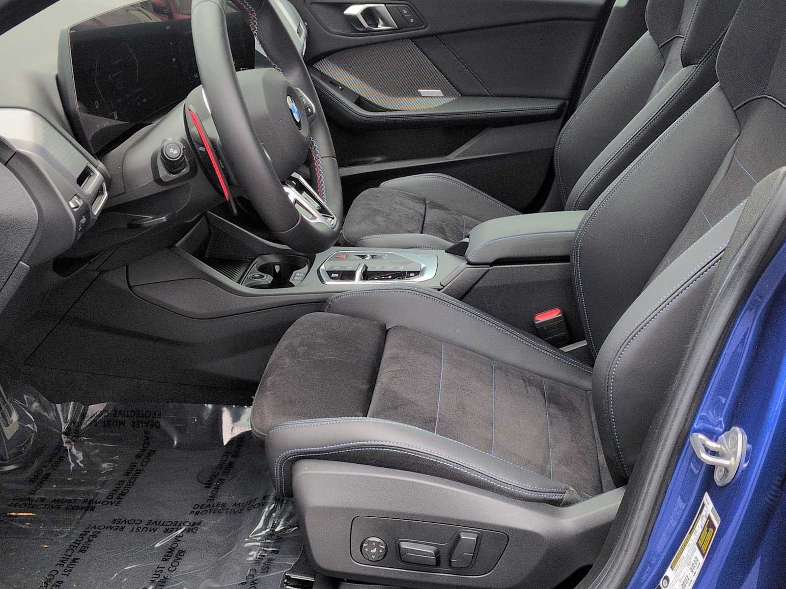 Used 2025 BMW M235i xDrive w/ M Performance Package AWD/4WD image 17