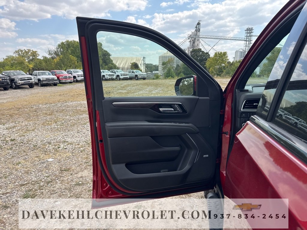 Certified 2025 Chevrolet Tahoe Z71 w/ Comfort Package image 9
