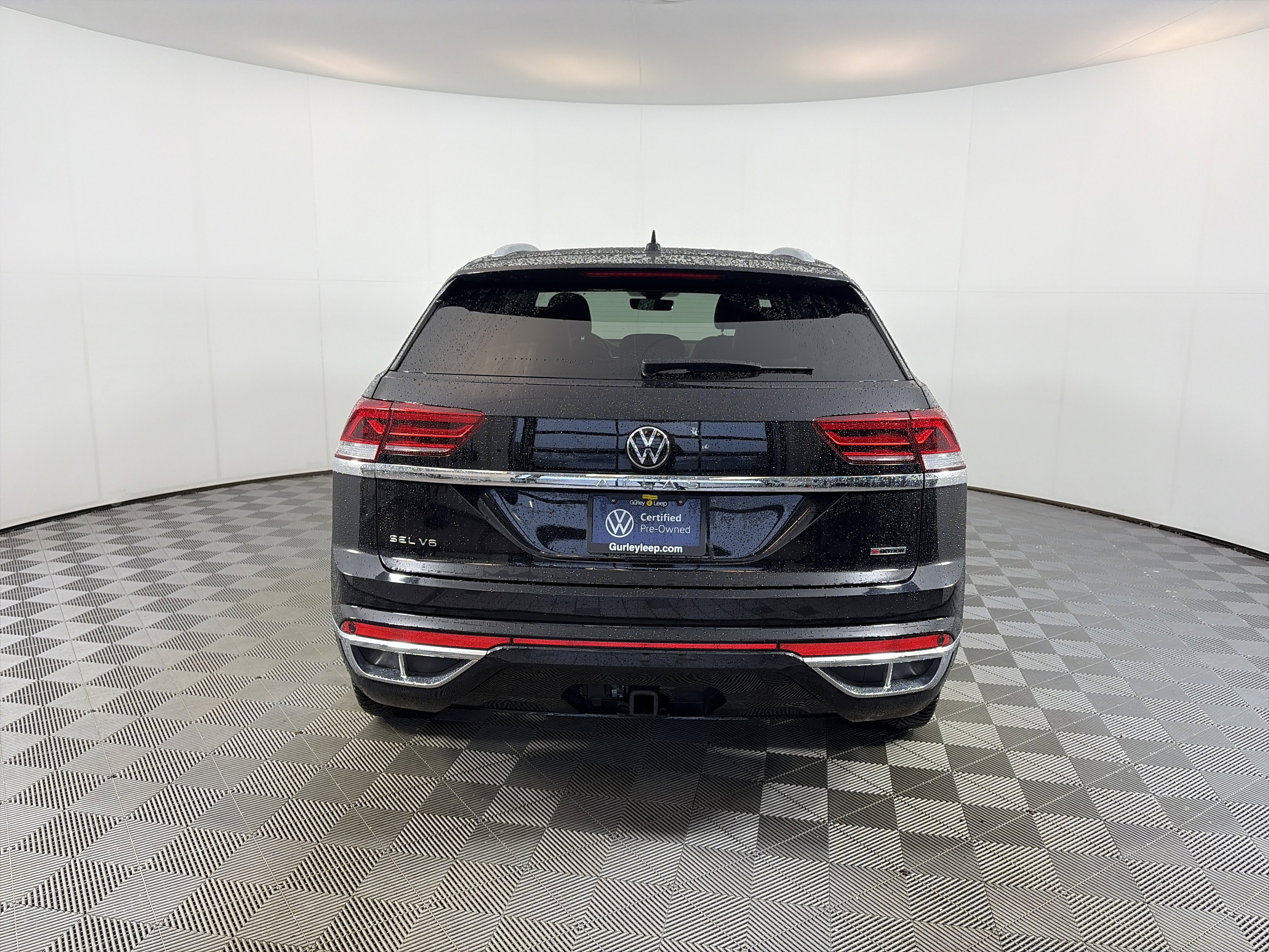 Used 2022 Volkswagen Atlas Cross Sport SEL Premium R-Line AWD/4WD image 9