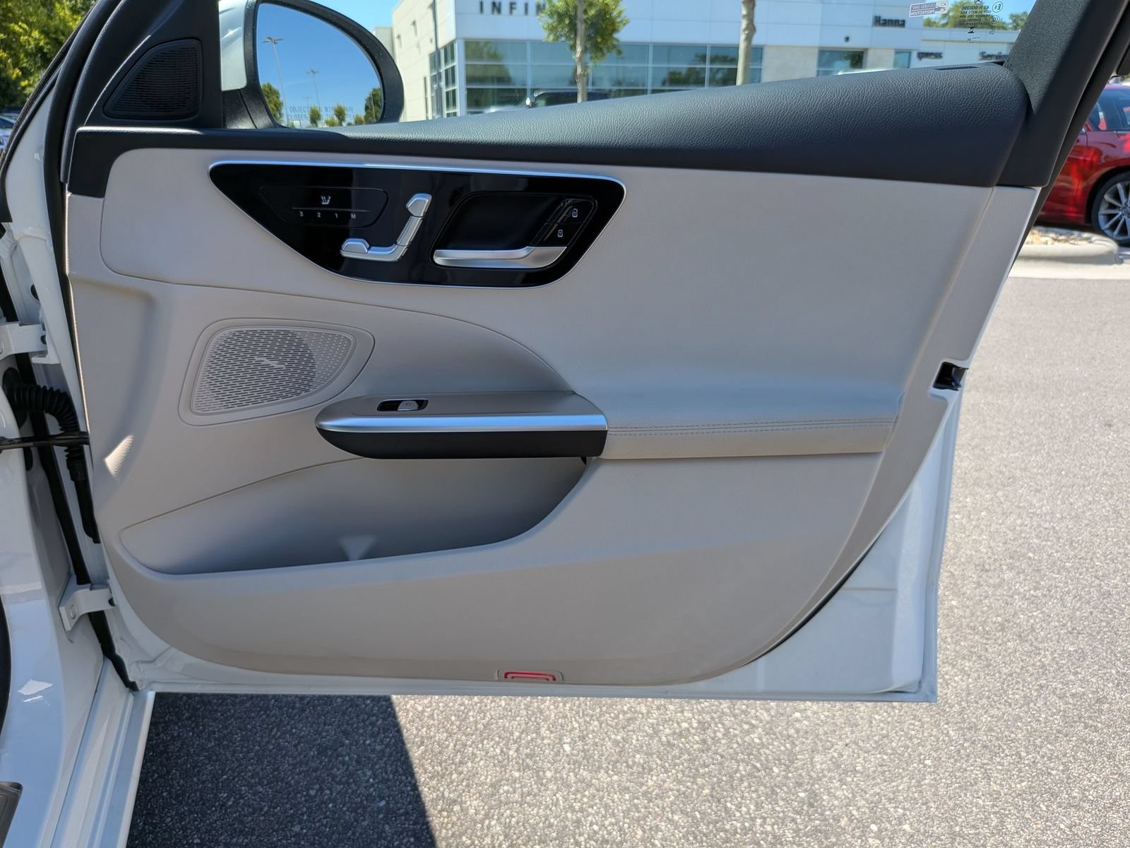 Used 2023 Mercedes-Benz C 300 4MATIC Sedan image 34